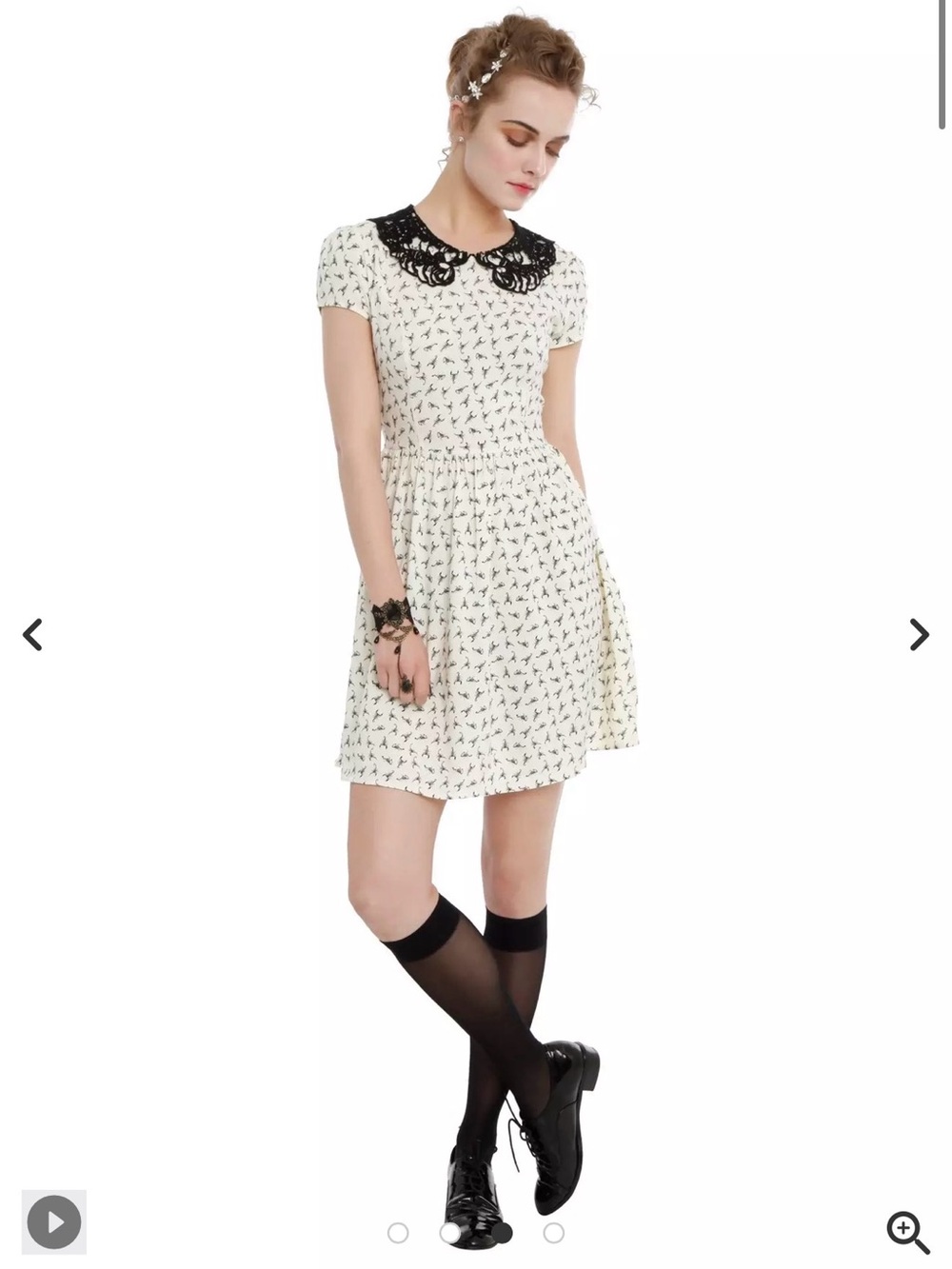 Penny Dreadful Sz L Ivory dress with a black scorpion print.